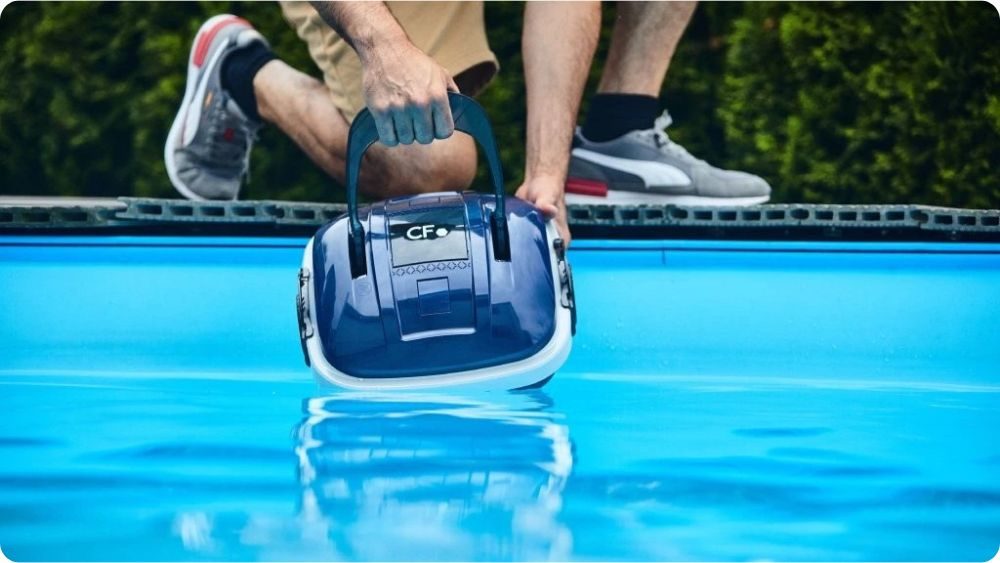 CF 45 AKU – kompaktní aku vysavač pro menší bazény