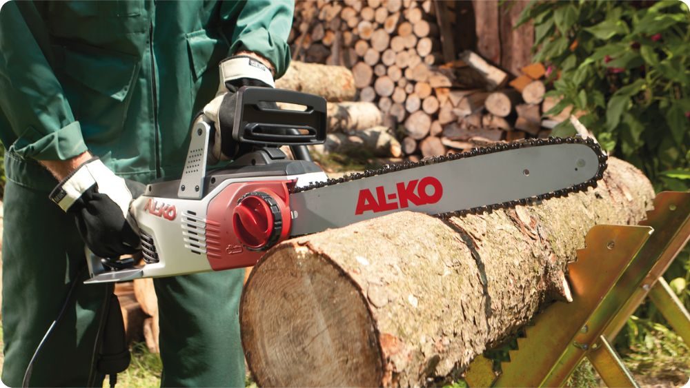 Řetězová pila AL-KO - příprava palivového dřeva
