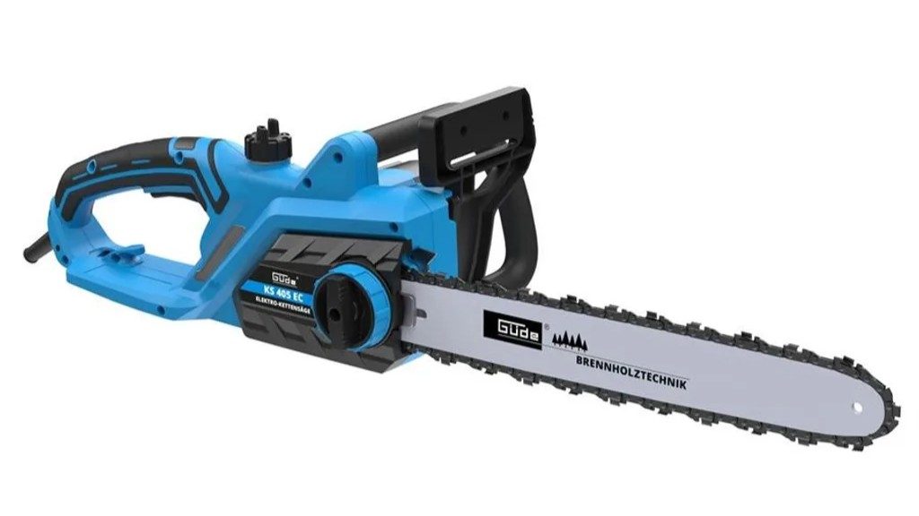 Elektrická řetězová pila na dřevo