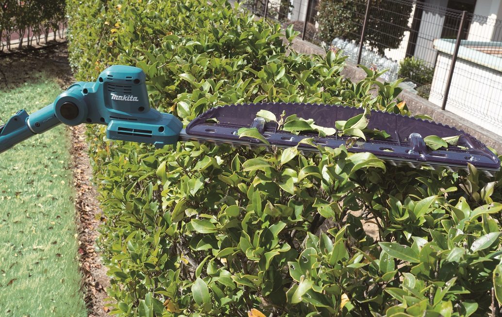 teleskopický plotostřih Makita UN460WDZ