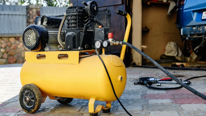 Olejový nebo bezolejový kompresor: Jaký zvolit a proč?