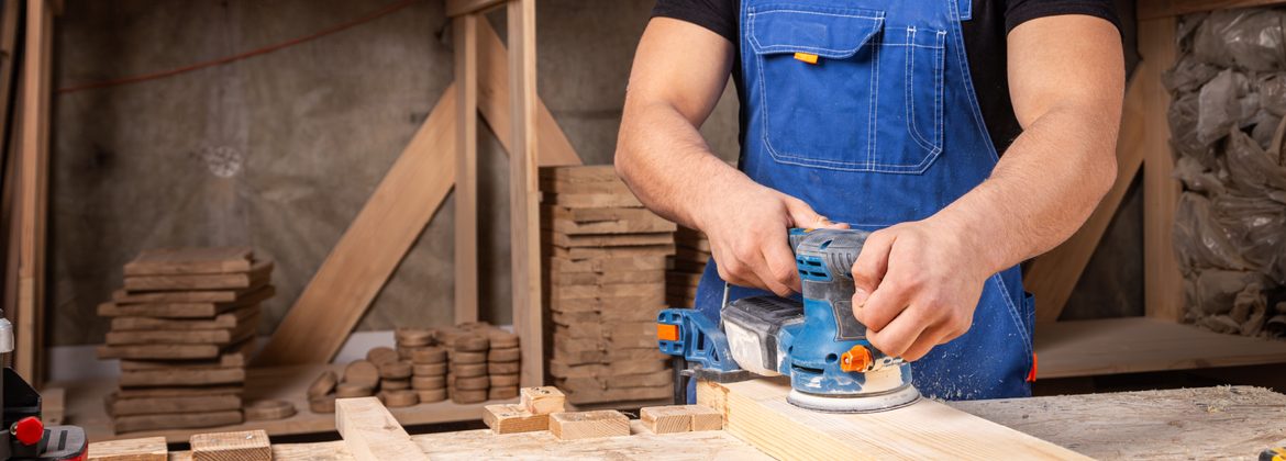 Jakou zrnitost brusného papíru při práci zvolit?