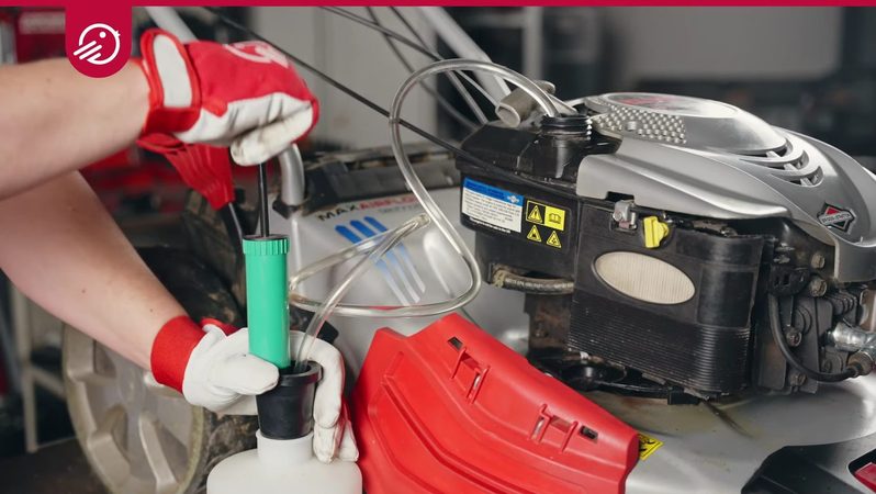 Jak vyměnit olej v motorové sekačce