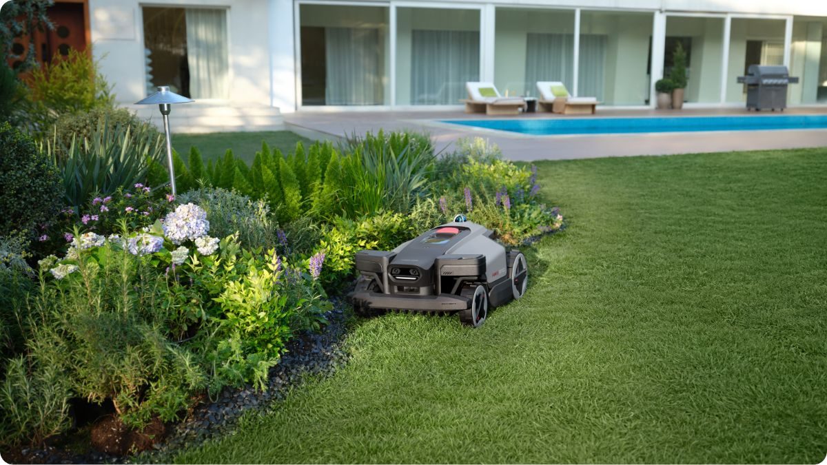 Robotická sekačka RockMow X1