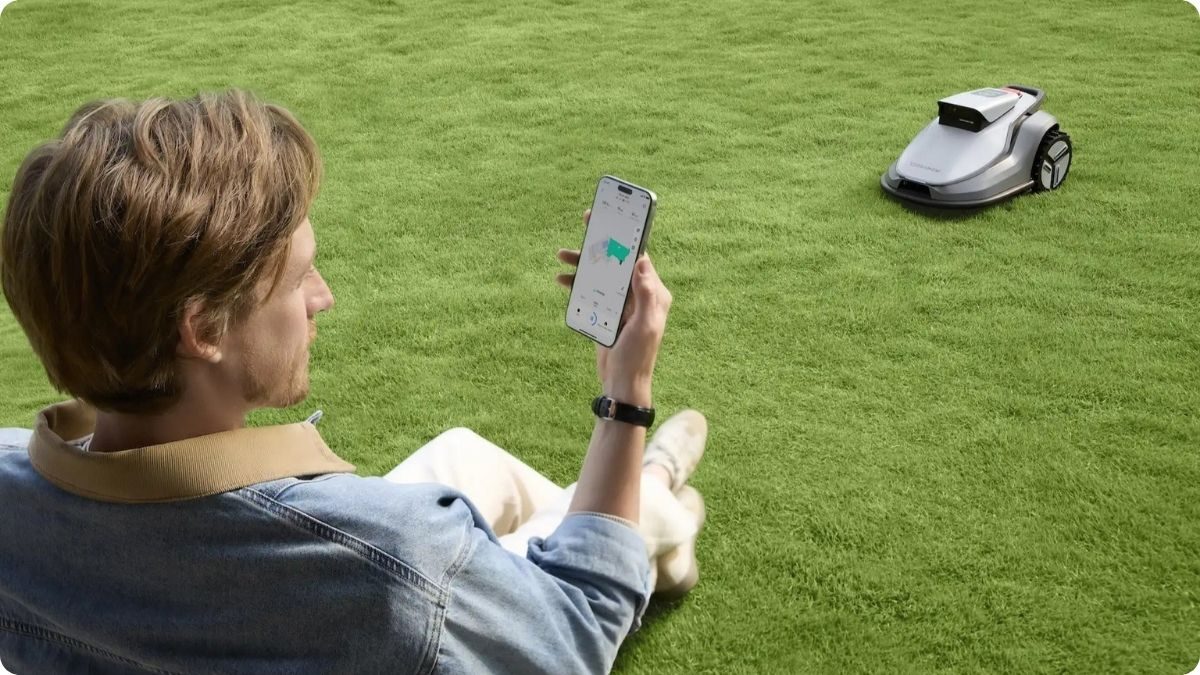 Ovládání robotické sekačky v mobilní aplikaci