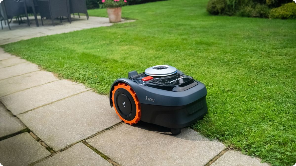 Robotická sekačka Segway Navimow i108E