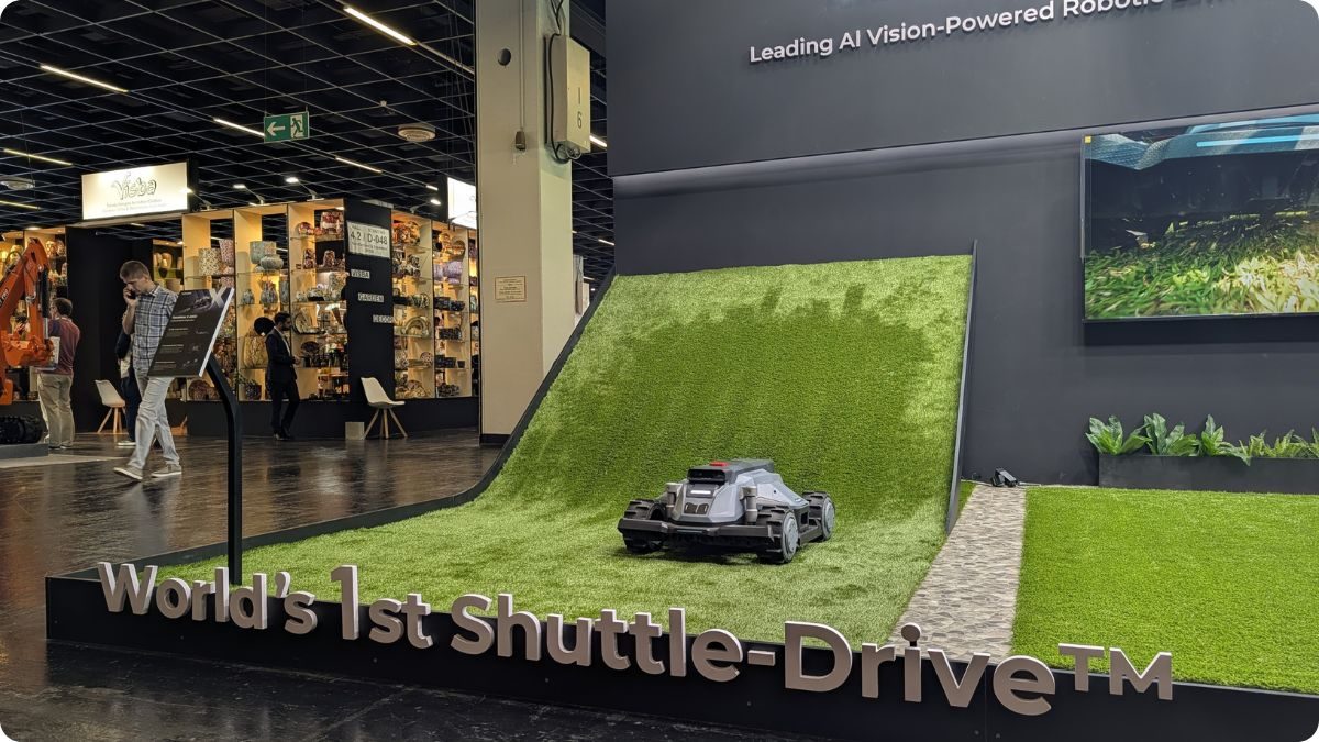 Robotická sekačka TerraMow X AWD na veletrhu spoga+gafa