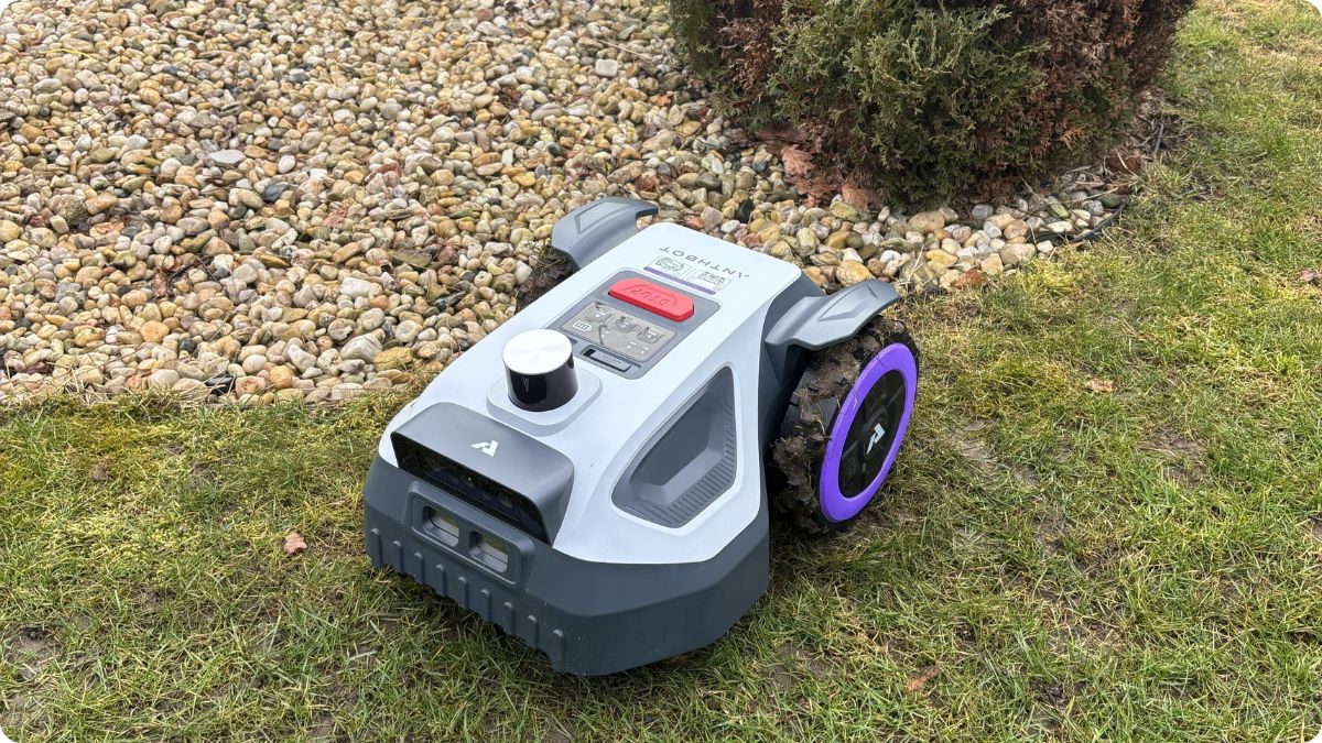 ANTHBOT M5 LiDAR – detail při sečení a testování