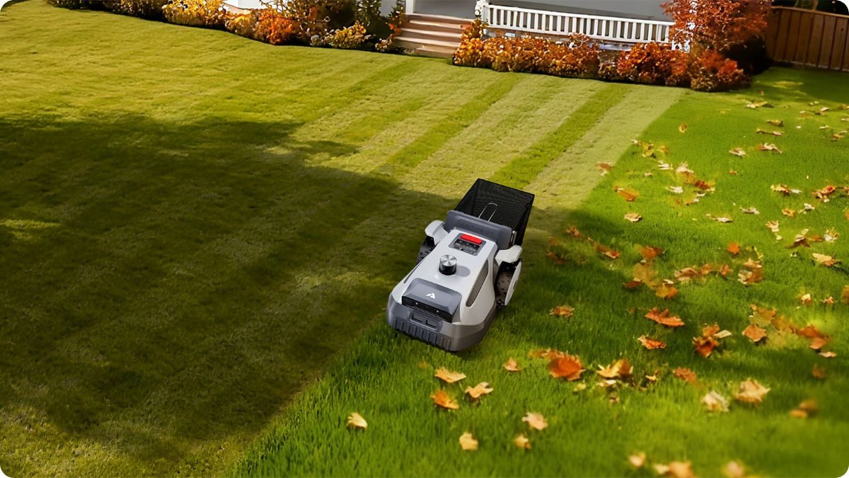 ANTHBOT N Series – robotická sekačka se sběrným košem