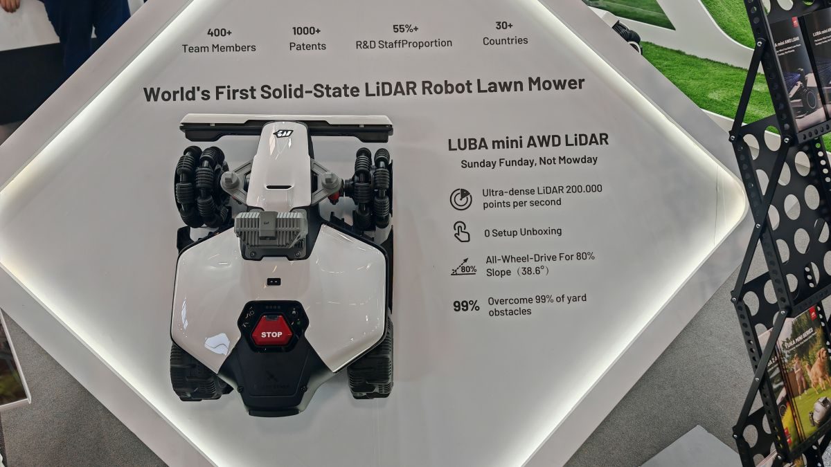 Robotická sekačka Mammotion LUBA mini AWD LiDAR na veletrhu spoga+gafa 2025