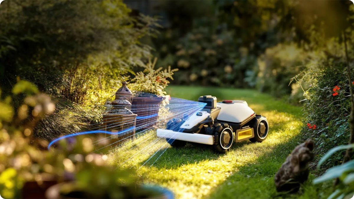 Sekačka Mammotion využívající navigaci pomocí kamerové technologie a NetRTK