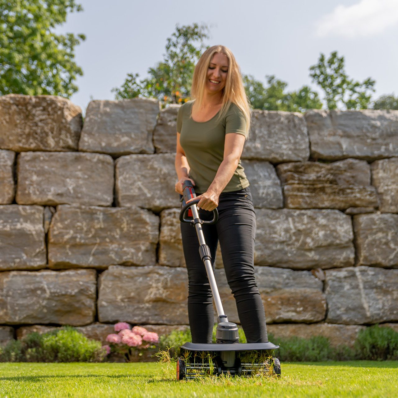 provzdušňování půdy pomocí prozvdušňovače AL-KO