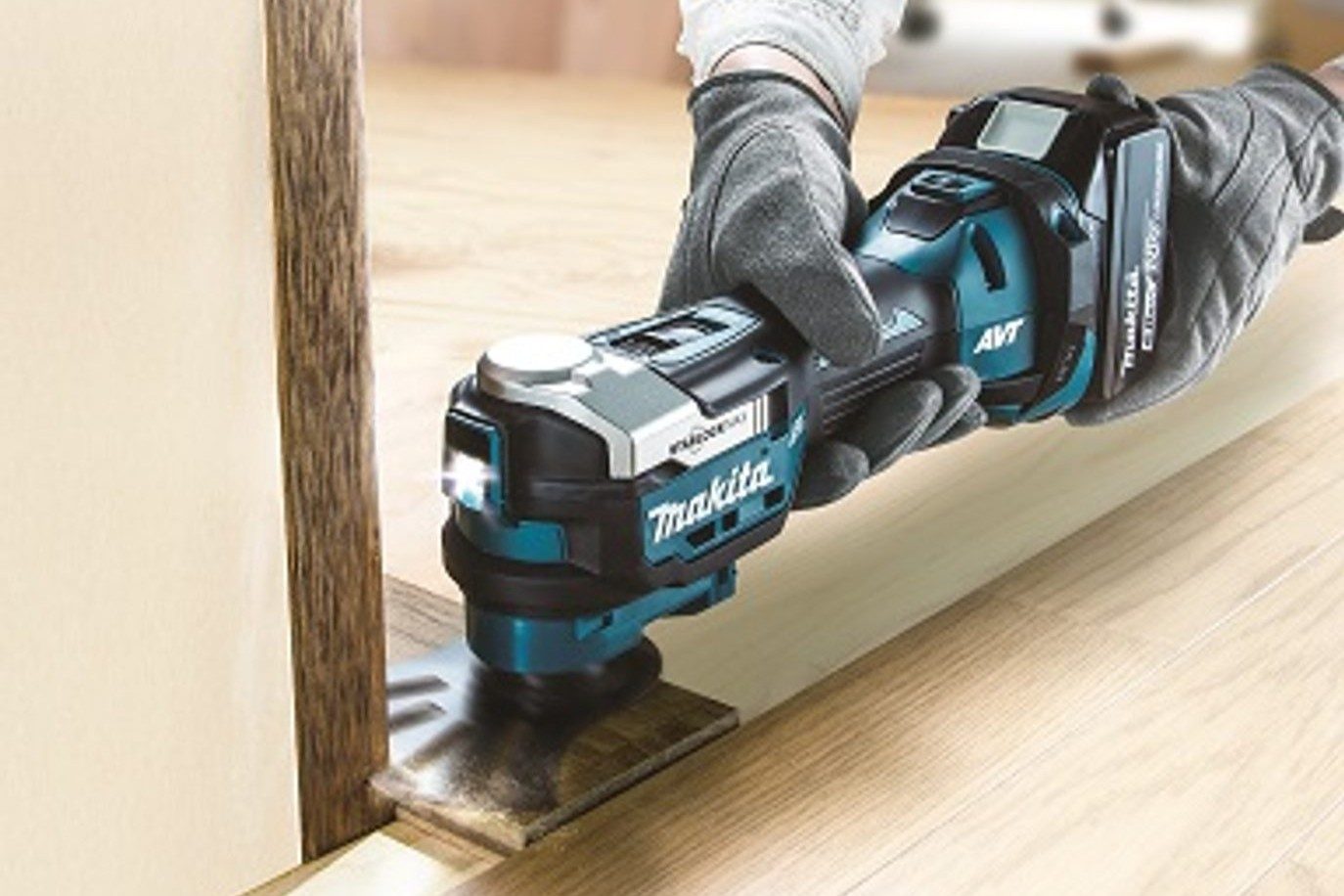 oscilační multifunkční bruska