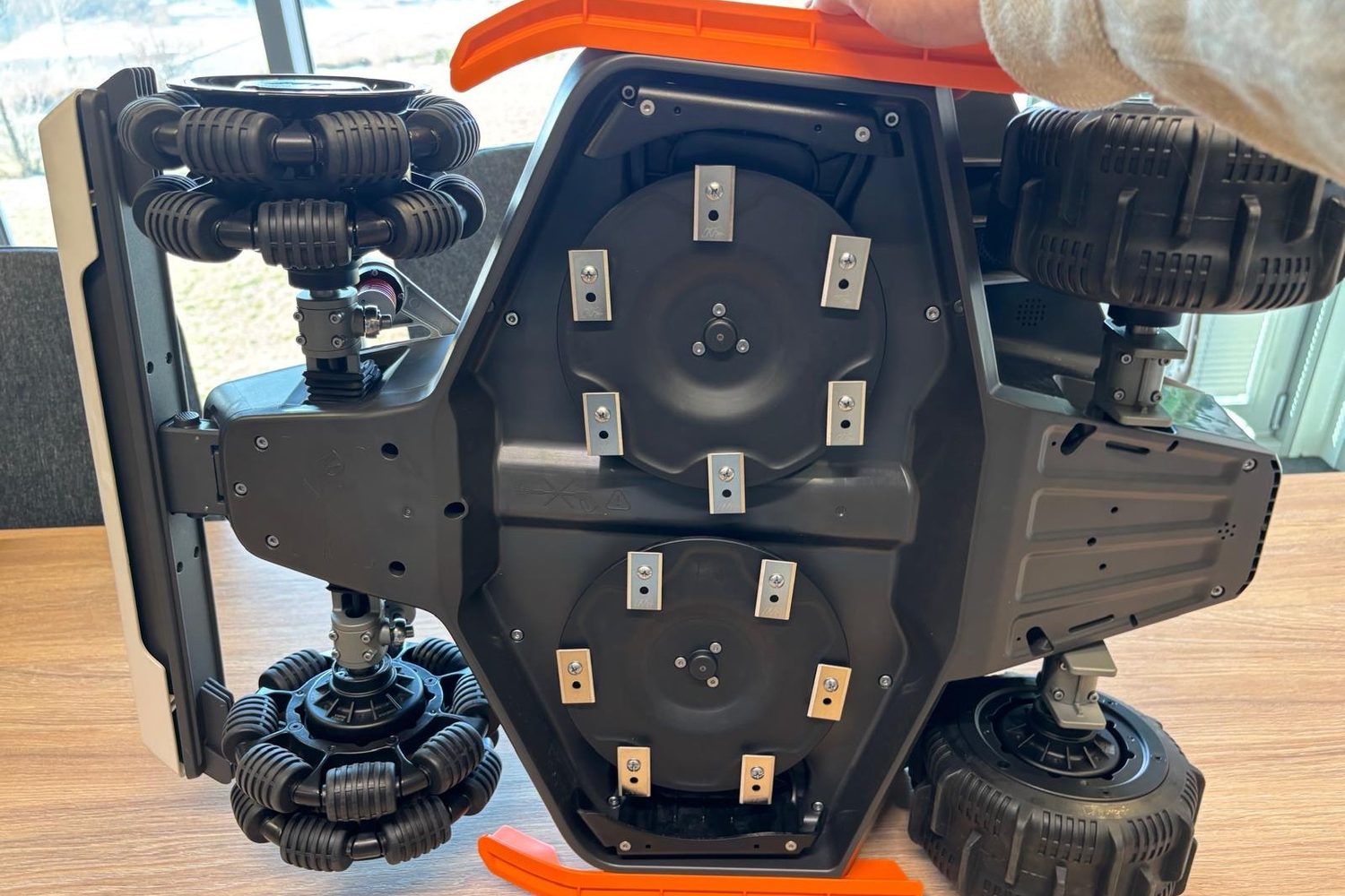 LUBA 2 AWD X - žací ústrojí