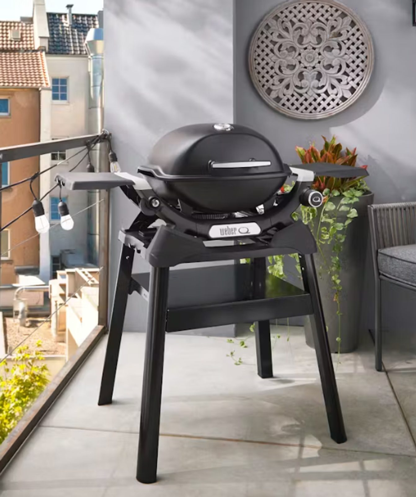 Plynový gril Weber Q 1200N Stand Jarabák