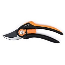 Ruční zahradní nůžky Fiskars Plus™ Smartfit P541 1057169