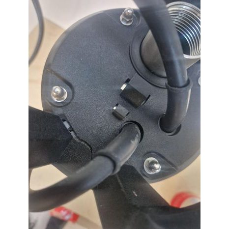 Poškozeno - Ponorné tlakové čerpadlo HECHT 3122 INOX - 2