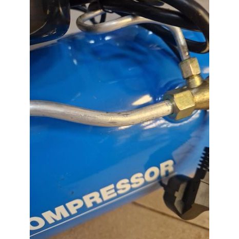 Použito - Elektrický olejový kompresor GÜDE 231/10/24 50113 - 4