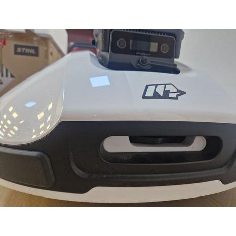 Použito - Robotická sekačka Mammotion YUKA 2000 s košem (r. 2024) - 4