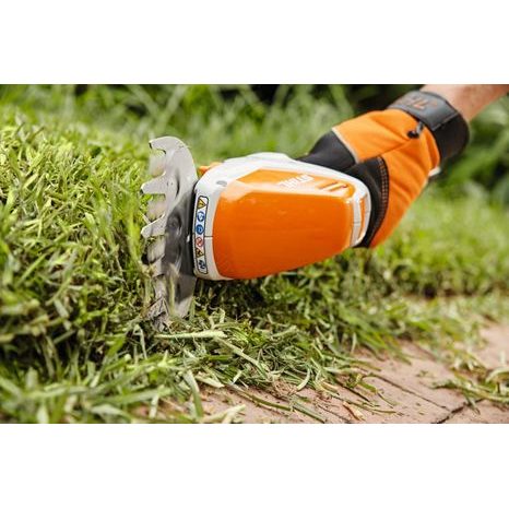 Aku zahradní nůžky STIHL HSA 26 - 4