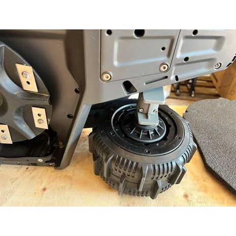 Použito - Robotická sekačka Mammotion LUBA 3 AWD 3000 - 28
