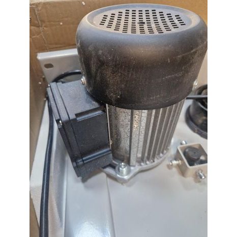 Použito - Elektrická pásová pila Scheppach HBS 261 - 6