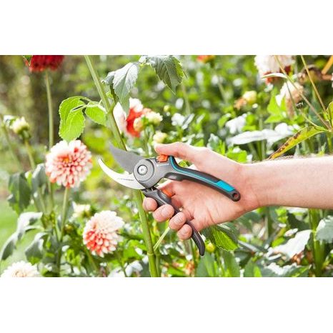 Ruční zahradní nůžky Comfort Gardena 8904-20 - 2