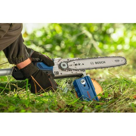 Aku teleskopická vyvětvovací pila Bosch GKE 18V-25 TP 06008D6000 - 5