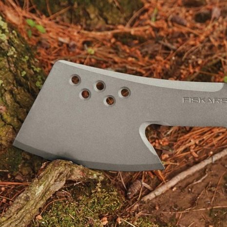 Mačetová sekerka Fiskars Solid™ 1051234 - 9