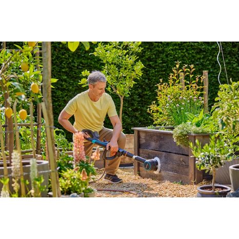 Aku multi čistič Gardena  AquaBrush Universal Solo P4A 14842-55 - 7