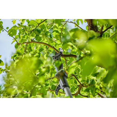 Aku teleskopické nůžky na větve Gardena HighCut 250/18V P4A SET 14774-20 - 6