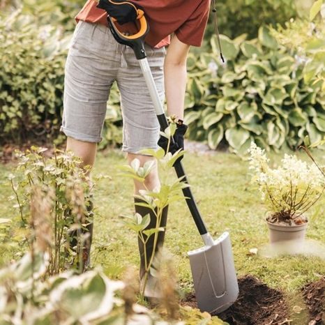 Rýč rovný Fiskars Xact 1066730 - 8