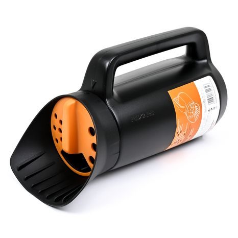 Ruční sypač Fiskars Solid™ 1057076