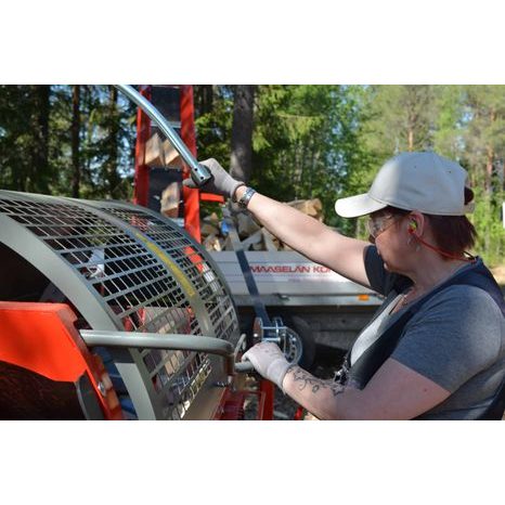 Štiepací procesor Hakki Pilke 33 Raven - 2