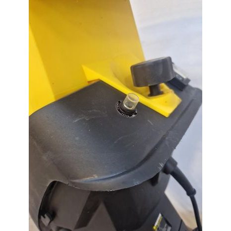 Použito - Drtič větví Proteco 51.06-DV-2400 - 4