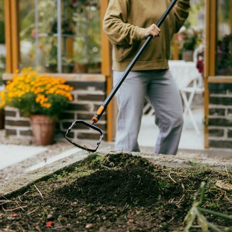 Škrabka na burinu Fiskars OneClick 1080696 - 3