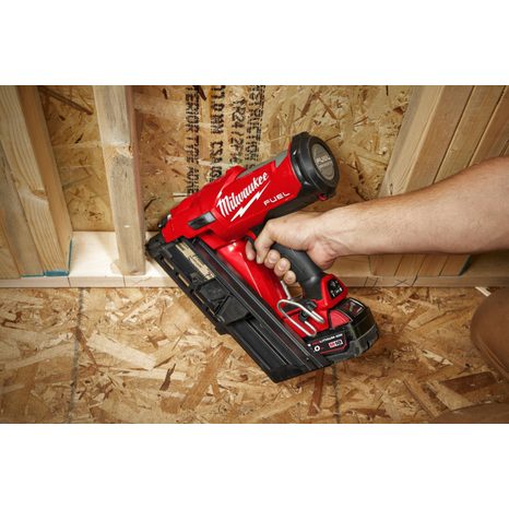 Aku hřebíkovačka Milwaukee M18 FFN-502C 4933471404 - 5