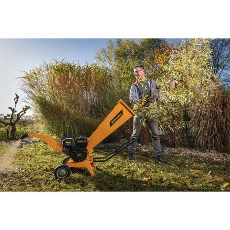 Benzínový drtič větví Riwall PRO RPS 7058 - 4