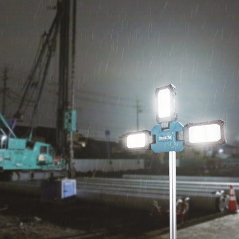 Aku stojanová LED svítilna Makita LXT/XGT ML014G - 18