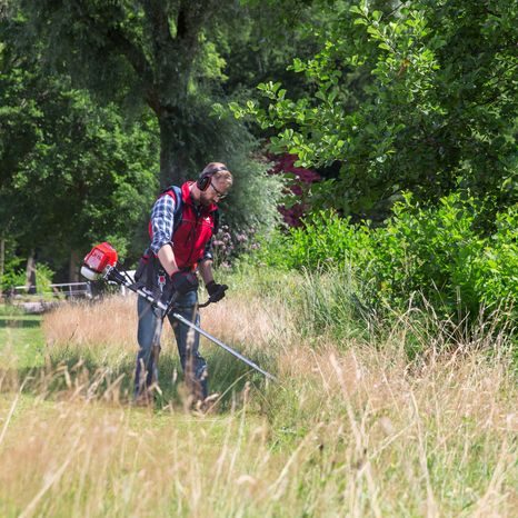 Benzínový křovinořez AL-KO 140 B - 2