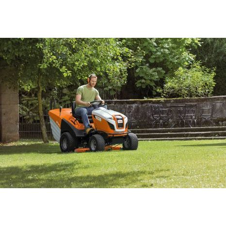 Benzínový zahradní traktor STIHL RT 6127 ZL - 3