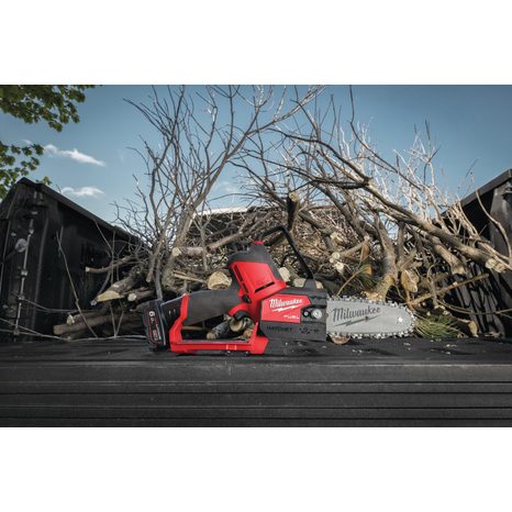 Aku prořezávací pila Milwaukee M12 FHS-602X 4933472212 - 13