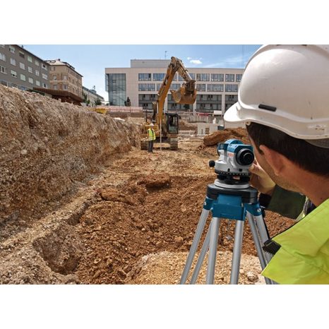 Optický nivelační přístroj Bosch GOL 32 D 0601068500 - 6