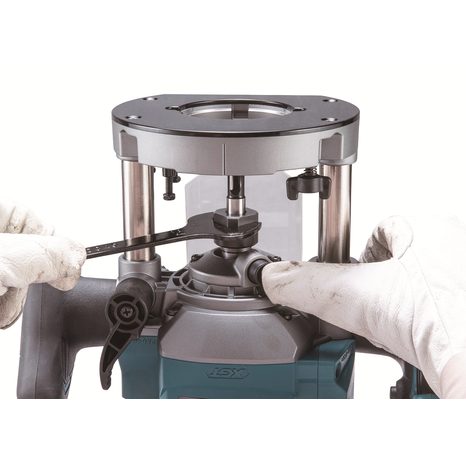 Aku horní frézka Makita XGT RP001GM201 - 6