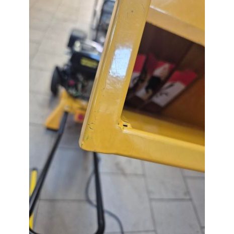 Použito - Benzínový drtič větví Riwall PRO RPS 7058 - 5