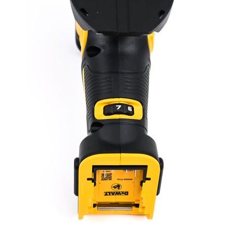 Aku priamočiara píla DeWALT DCS335NT-XJ - 8