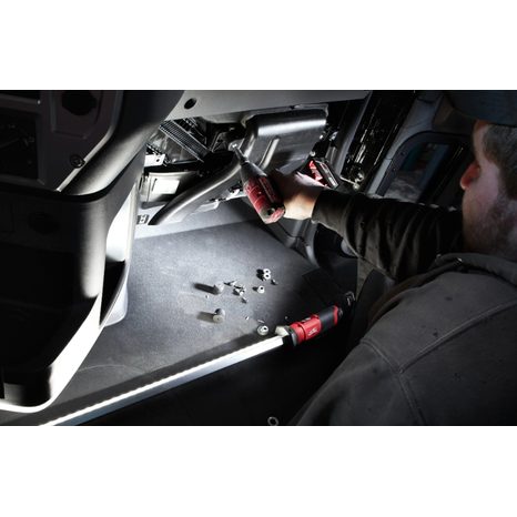 Aku LED světlo pod kapotu Milwaukee M12 UHL-0 4933459432 - 6