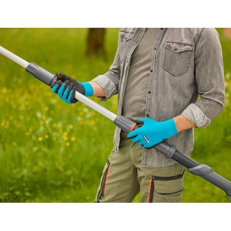 Aku teleskopické nůžky na větve Gardena HighCut 250/18V P4A SET 14774-20 - 5