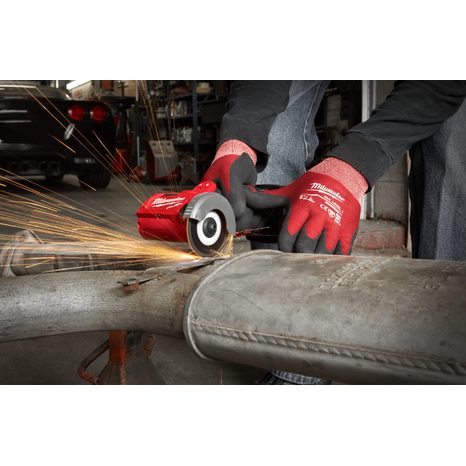 Aku ponorná pila Milwaukee M12FCOT-422X 4933464619 - 12