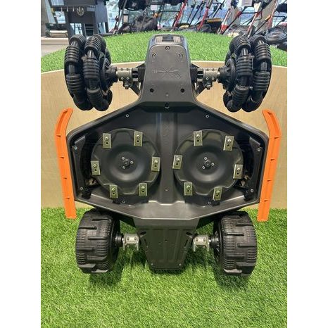 Použito - Robotická sekačka Mammotion LUBA 2 AWD 3000X (48) - 3